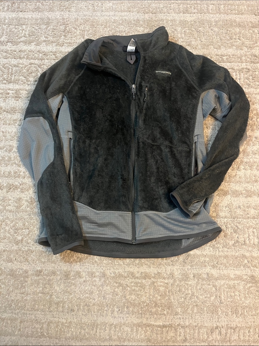 Patagonia Dark Gray Men's Full-Zip Performance Fleece Jacket Large